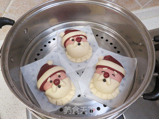 Chinese Dim Sum in Christmas Season~【santa Mantou】 recipe