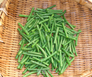 Sour and Spicy Cold Beans recipe