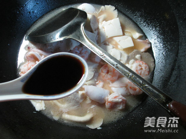 Seafood Xiuzhen Mushroom Tofu recipe