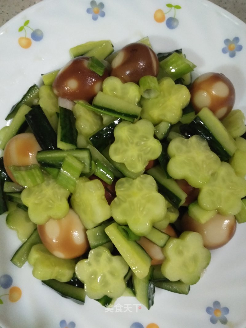 Quail Eggs Mixed with Cucumber recipe