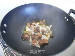 Stir-fried Chestnuts with Mushrooms recipe