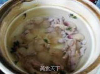 Chicken Feet Lean Meat Fruit Ginseng Soup recipe