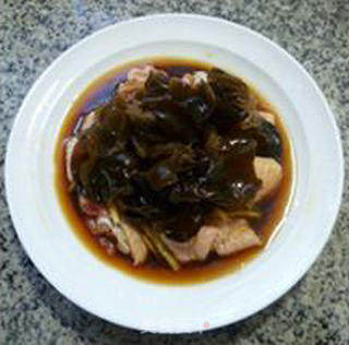 Steamed Middle Wings with Black Fungus recipe