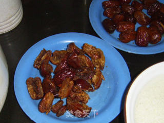 Blood Glutinous Rice Dumpling with Candied Dates recipe