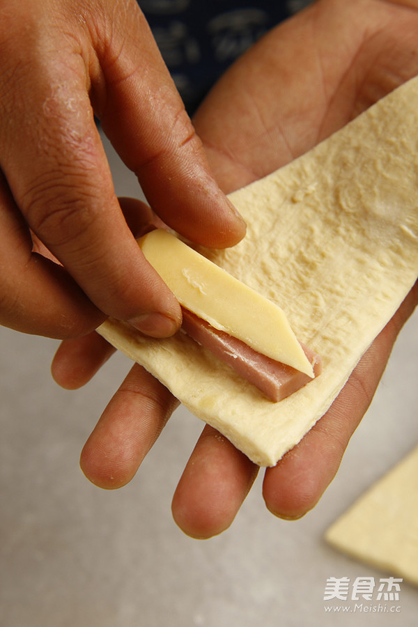 Ham and Cheese Croissant recipe