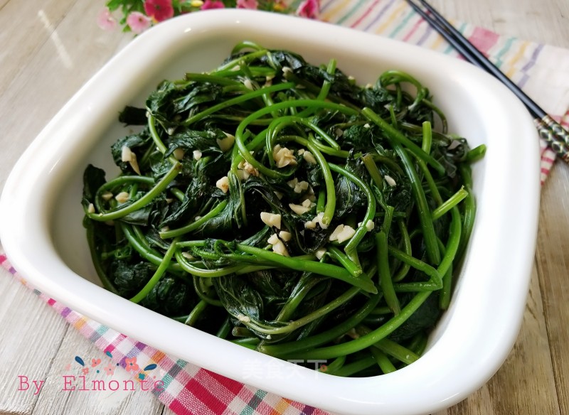 Stir-fried Sweet Potato Leaves with Fermented Bean Curd and Garlic recipe