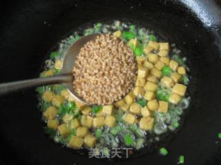 Vegetarian Diced Pork Noodles with Chopped Chili Sauce recipe