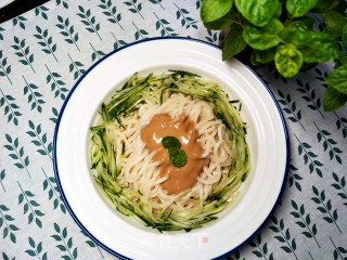 Cold Noodles with Garlic and Sesame Sauce recipe