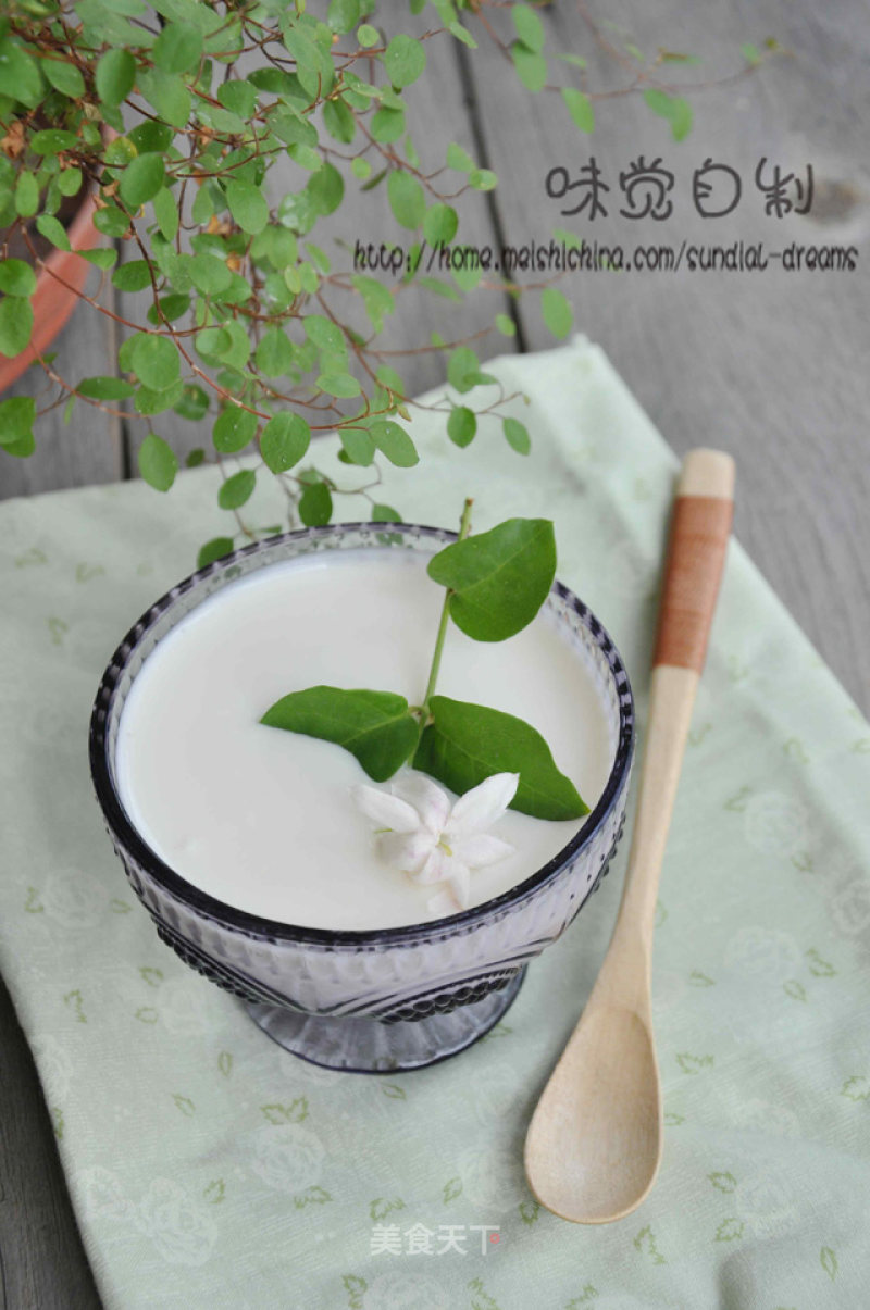 Jasmine Tea Yogurt recipe