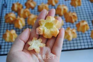 #aca烤明星大赛#cherry Cream Puffs recipe