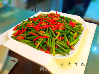 Stir-fried Pork with Garlic Moss recipe