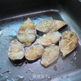 Grilled Fish on Iron Plate recipe