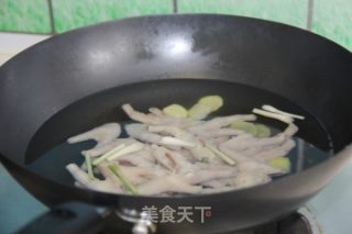 A Must-have for Watching The Ball-pickled Chicken Feet recipe