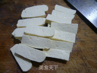 Stir-fried Tofu with Green Pepper Razor Clams recipe