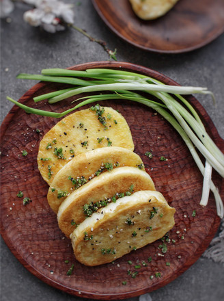 Not in Vain, Let's Try this Plate of Salt and Pepper Golden Fried Bun. recipe