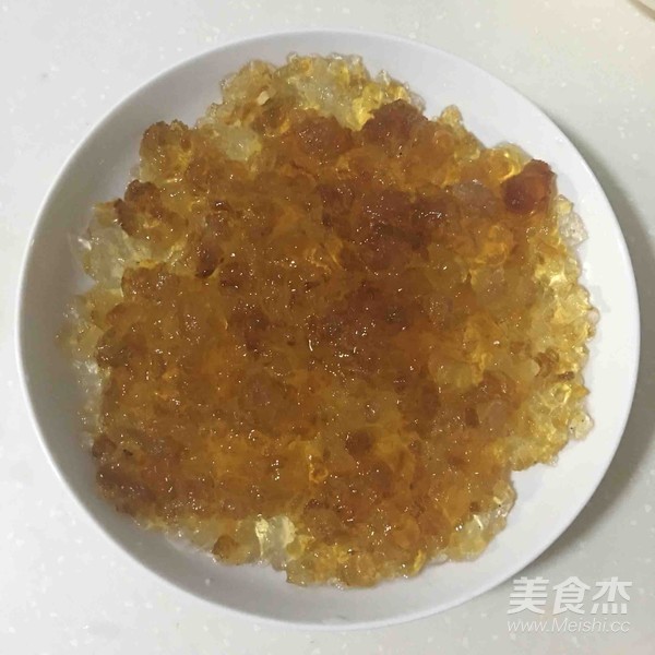 Peach Gum White Fungus Soup recipe