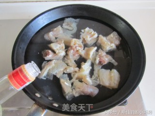 Beef Tendon Stewed with White Radish recipe