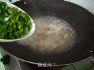 Root Lettuce and Mushroom Soup recipe