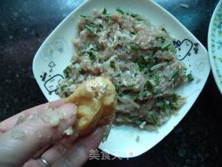 Fried Pork Vermicelli with Stuffed Tofu recipe