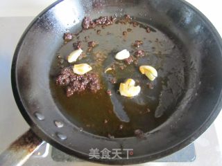 Stir-fried Pork with Green Pepper and Yuba recipe