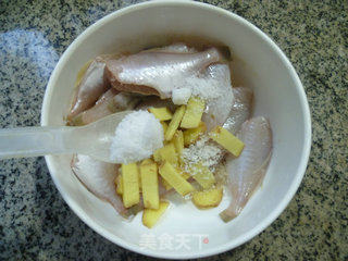 Spicy Small Rubber Fish recipe