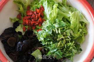 Mixed Lettuce with Black Fungus recipe