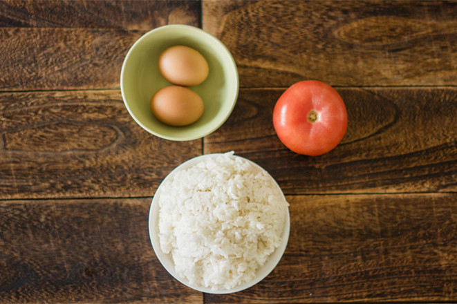 Simple and Quick Tomato Fried Rice recipe