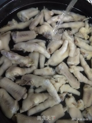 Spicy Chicken Feet recipe