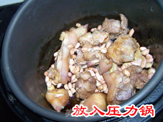 Nutritious Peanut Pork Knuckle recipe