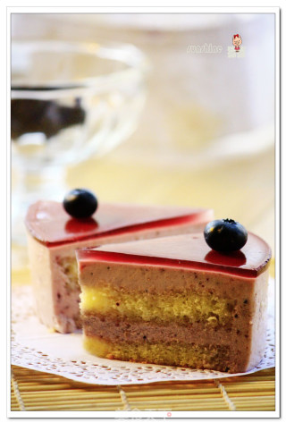 Hot Weather Makes Us Fall in Love with Mousse------------blueberry Mousse Cake recipe