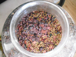 Homemade Black Pearl Dry Red recipe