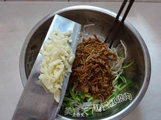 Shredded Pork Flammulina recipe