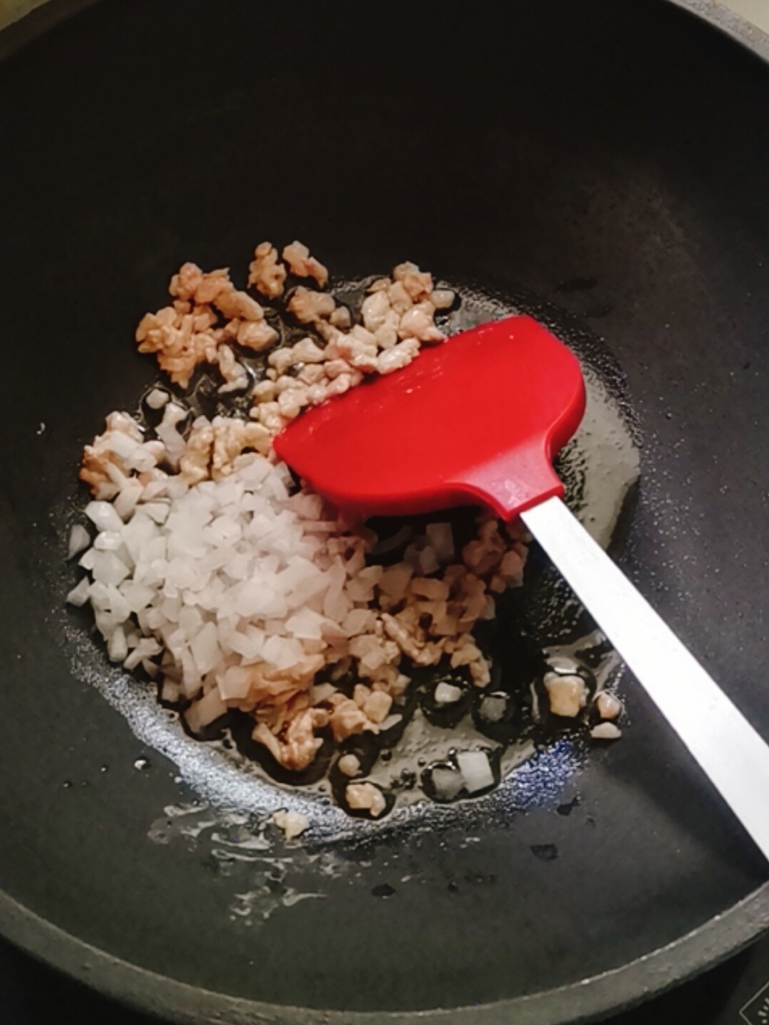 Stir-fried Rice Noodles with Minced Meat and Shrimp Paste recipe