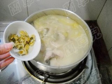 Chrysanthemum Fish Fillet Hot Pot recipe