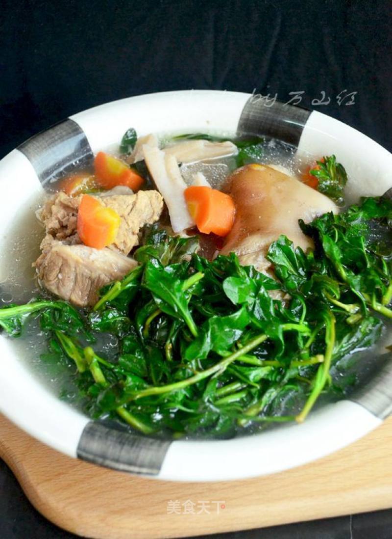 #春食野菜香#malantou Pork Bone Soup recipe