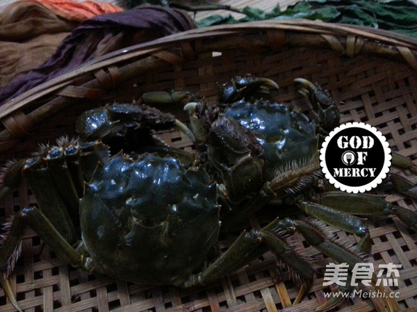 Golden Autumn Delicious Steamed Crab recipe