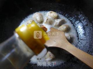 Stir-fried Taro with Beef Sauce recipe