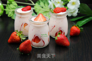 Strawberry Milkshake recipe