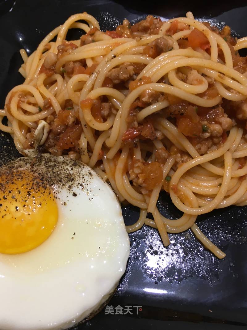 Spaghetti with Tomato Meat Sauce recipe