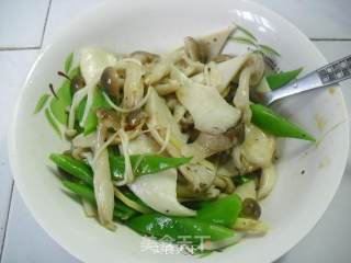 Fresh Assorted Mushrooms with Lemon Juice recipe