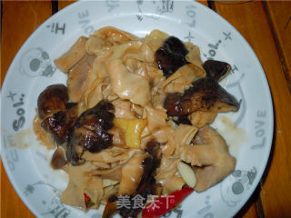 Braised Shiitake Mushrooms with Yuba recipe