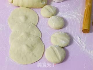 Pork Shepherd's Purse Buns recipe