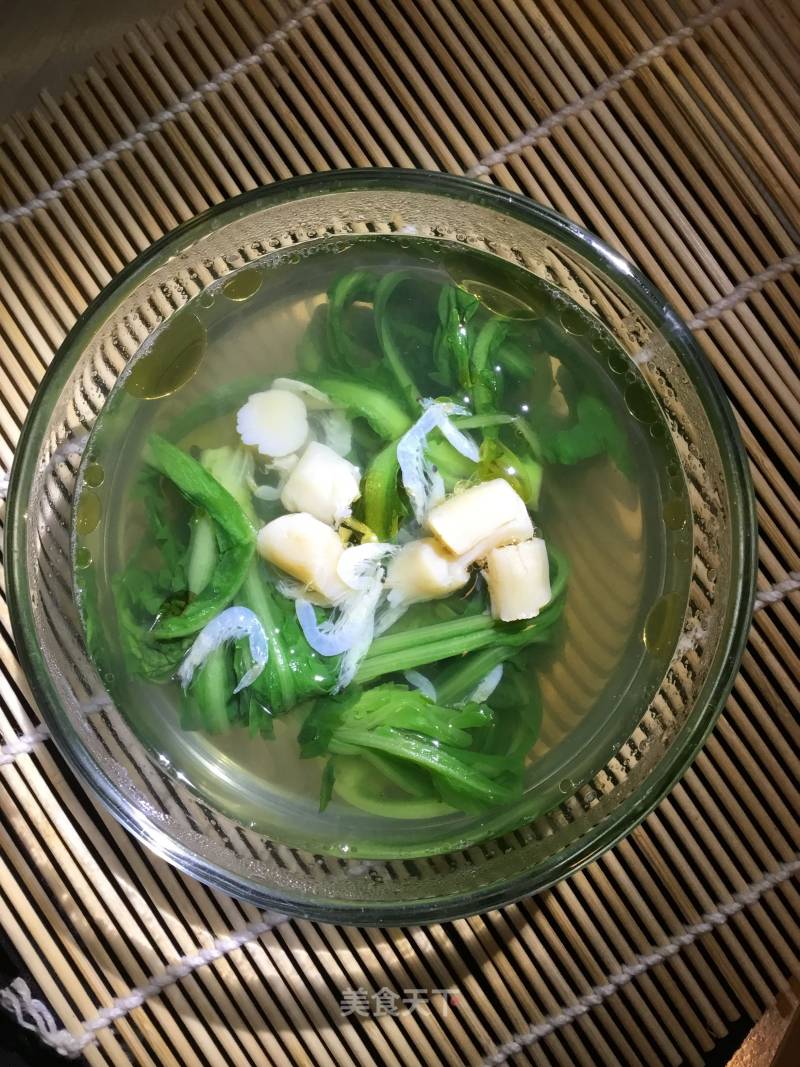 Spring Wild Vegetables-dried Scallop Chrysanthemum Chrysanthemum Soup recipe