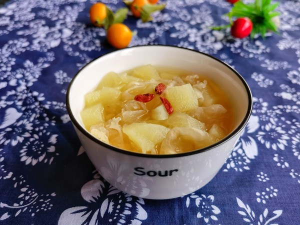 Apple Tremella Soup recipe