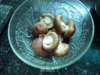 Mushroom and Small Intestine Soup recipe