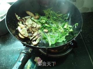 Green Pepper Tofu Meatballs recipe