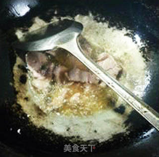 Stir-fried Rape Root with Lean Pork Slices recipe