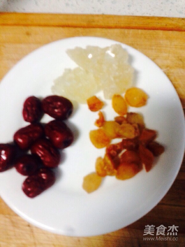 Kumquat, Longan, Red Date and Syrup recipe