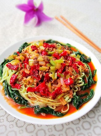 Spicy Pizi Rolled Pork Spinach Noodles recipe