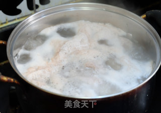 #trust之美#lotus Root and Carrots Stewed Pork Ribs recipe